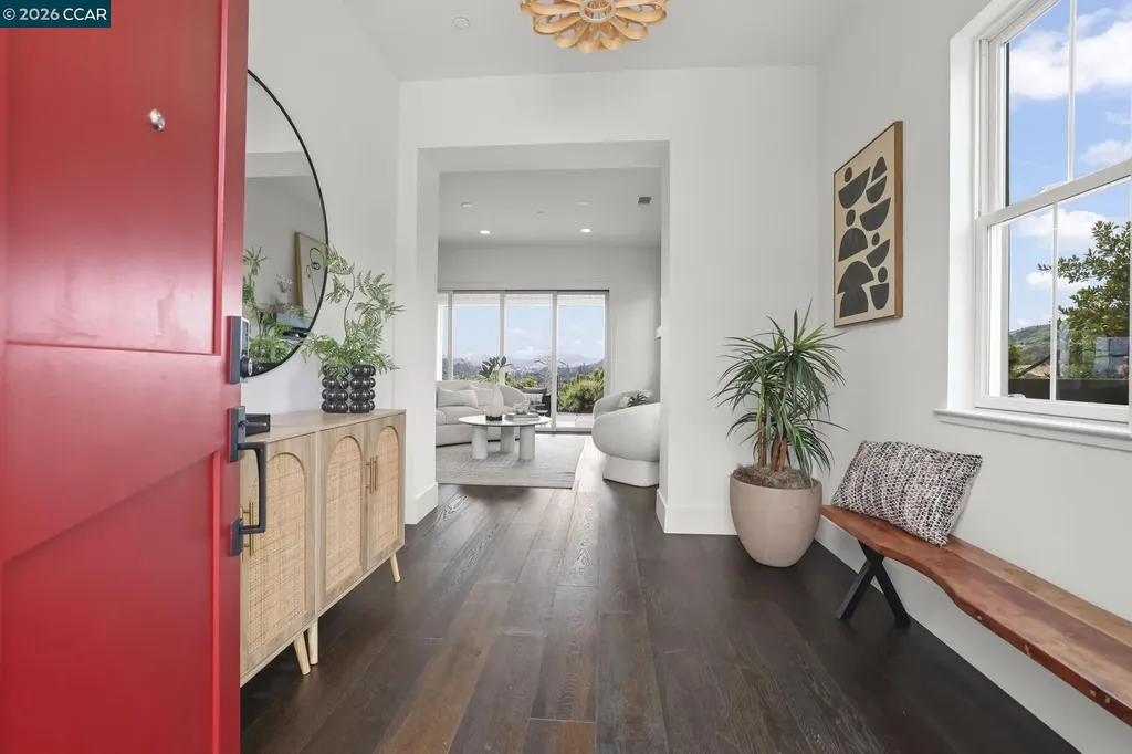 38 Fiddleneck Way Orinda CA 94563