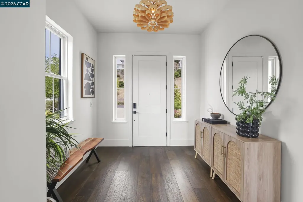 38 Fiddleneck Way Orinda CA 94563