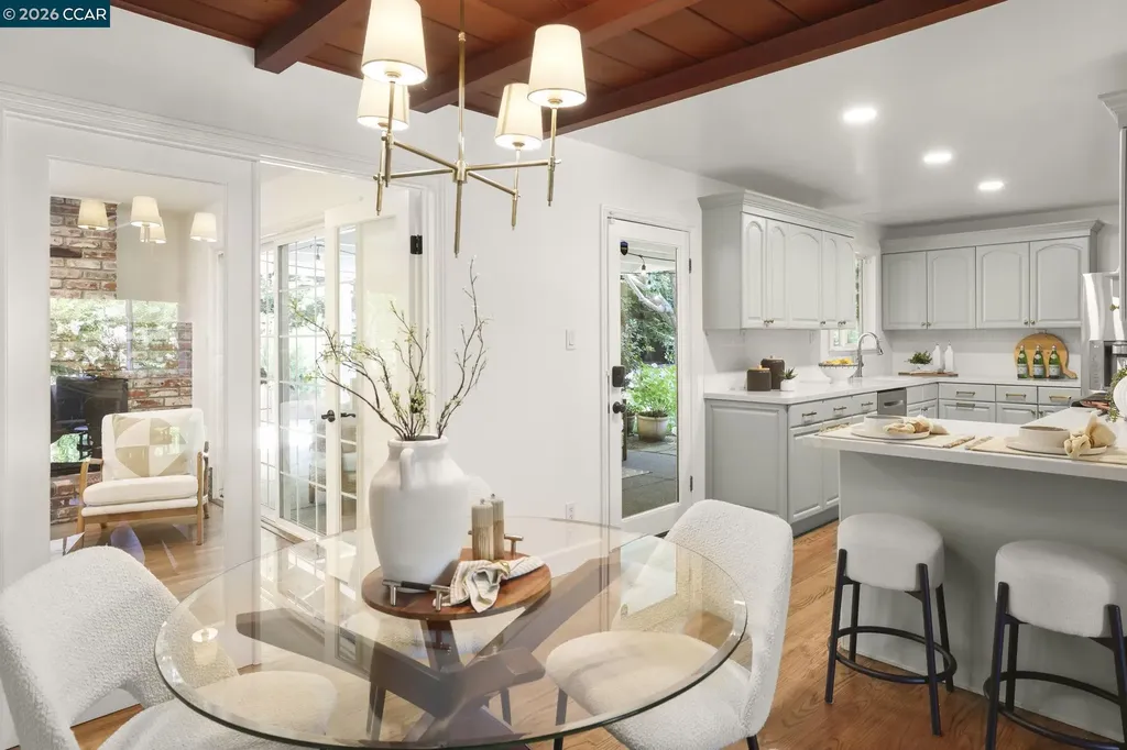 61 Carlos Court Walnut Creek CA 94597