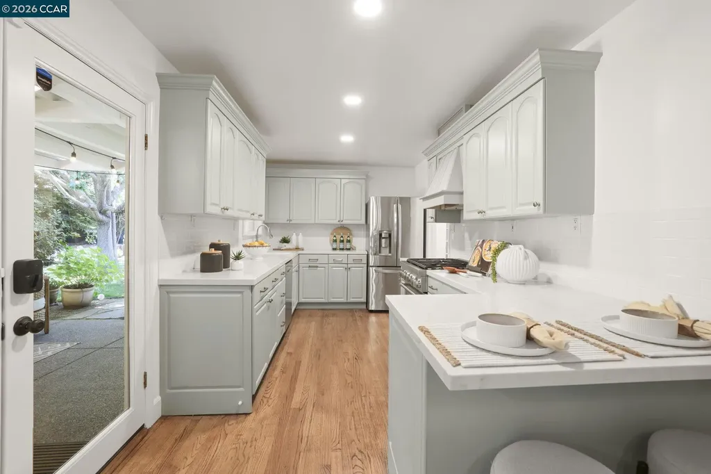 61 Carlos Court Walnut Creek CA 94597