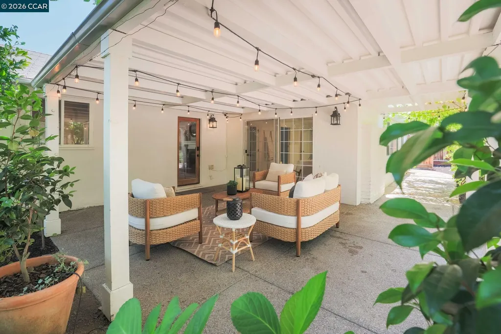 61 Carlos Court Walnut Creek CA 94597