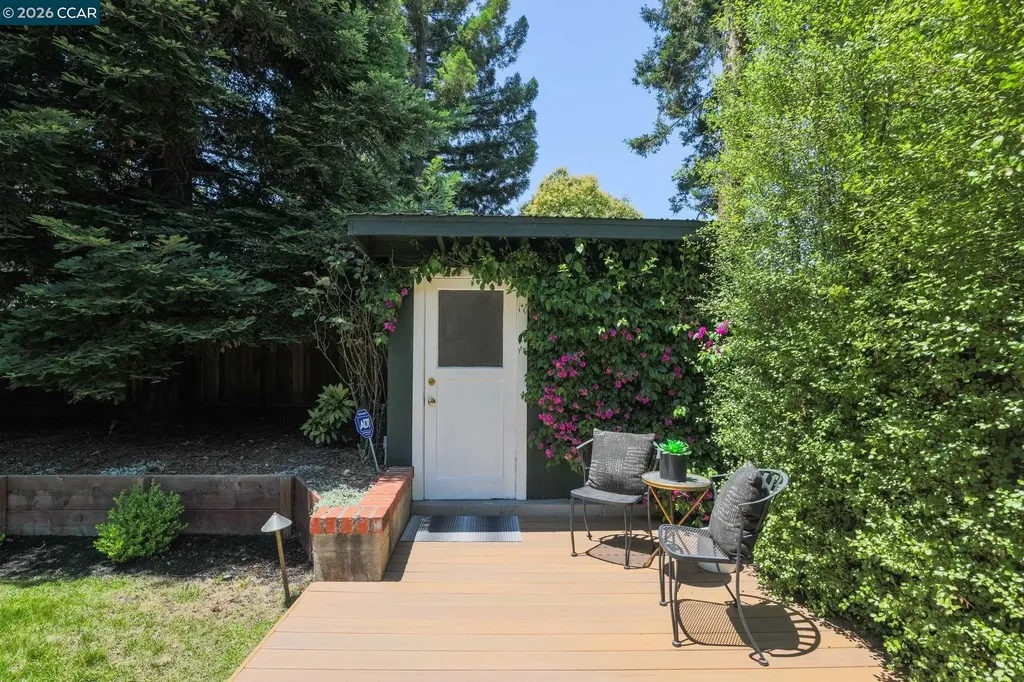 61 Carlos Court Walnut Creek CA 94597