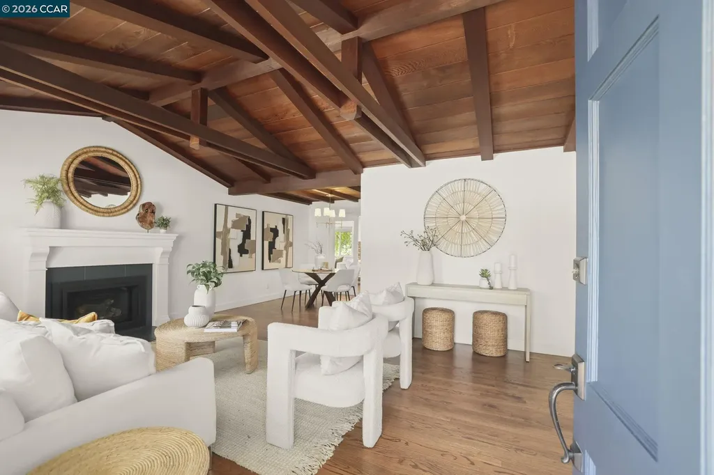 61 Carlos Court Walnut Creek CA 94597