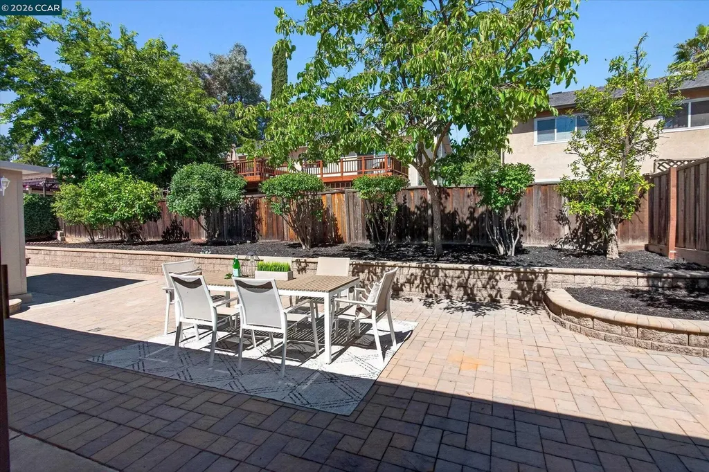 714 Navaronne Way Concord CA 94518