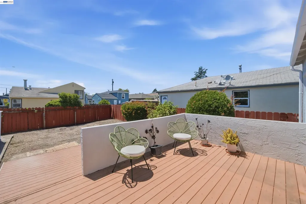 10517 Voltaire Avenue Oakland CA 94603