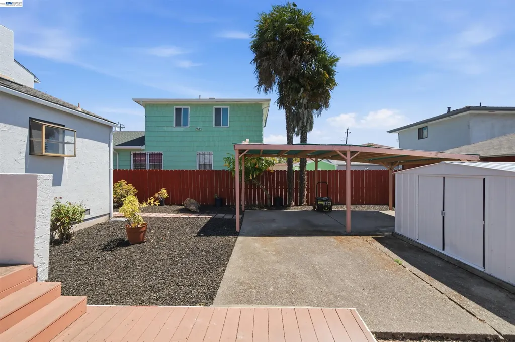 10517 Voltaire Avenue Oakland CA 94603