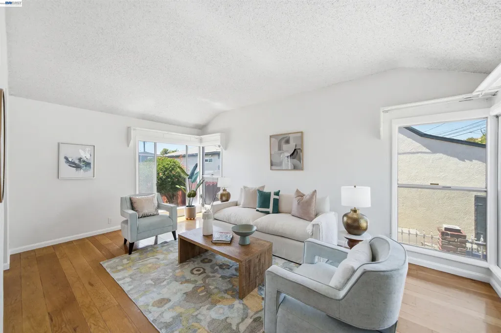 10517 Voltaire Avenue Oakland CA 94603