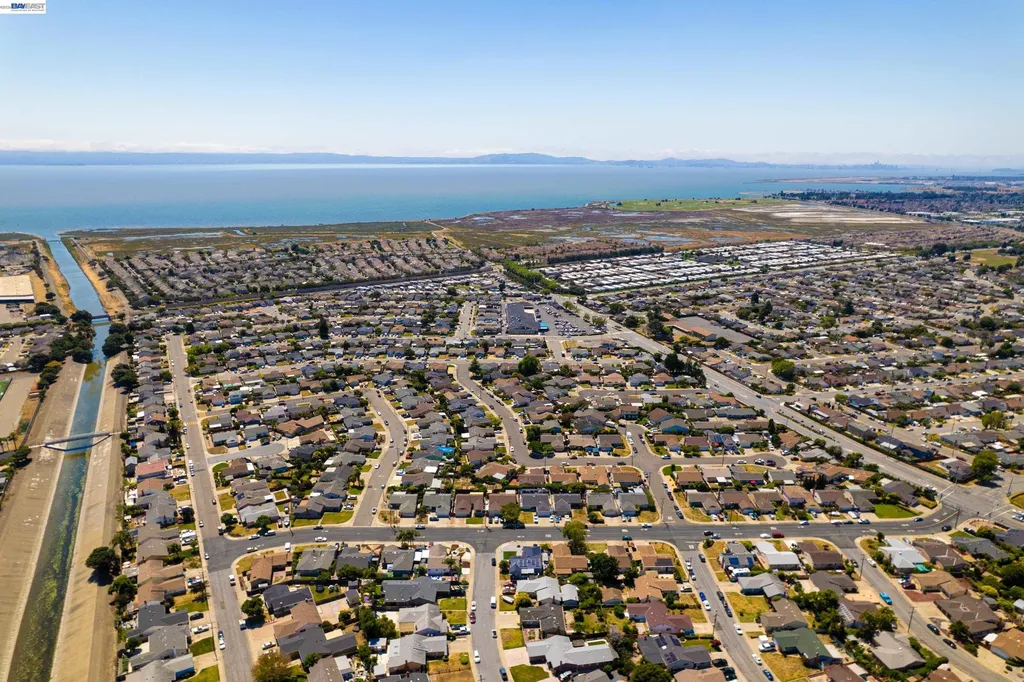 15512 Farnsworth Street San Leandro CA 94579