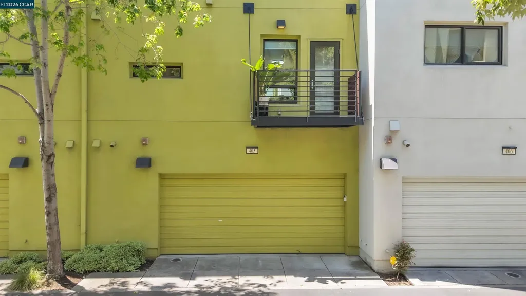 405 Palisade Drive Oakland CA 94607
