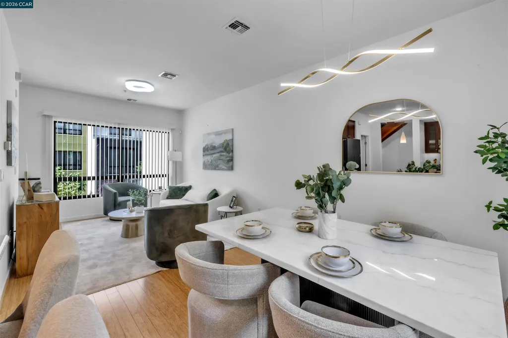 405 Palisade Drive Oakland CA 94607