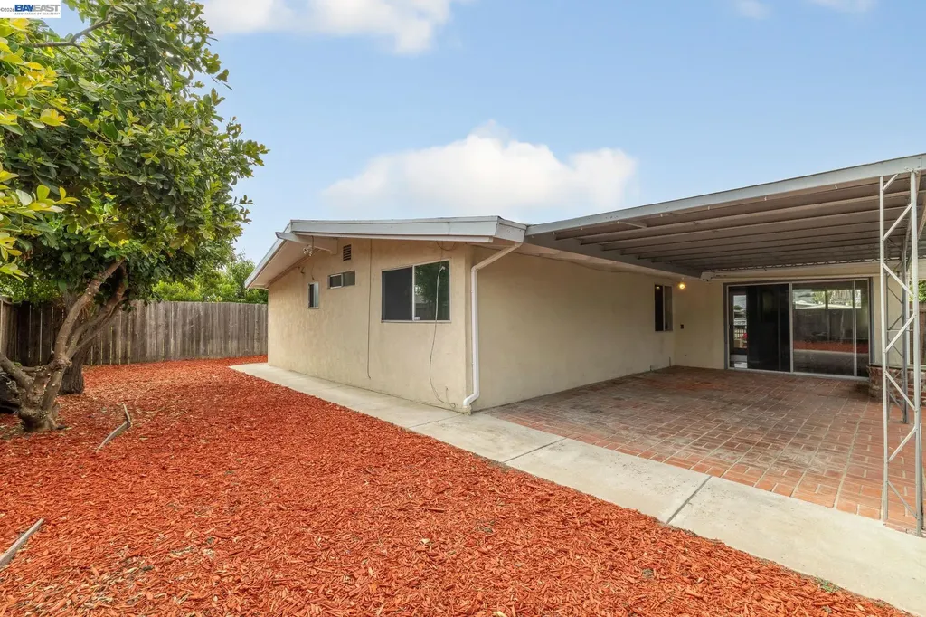 27500 La Porte Avenue Hayward CA 94545
