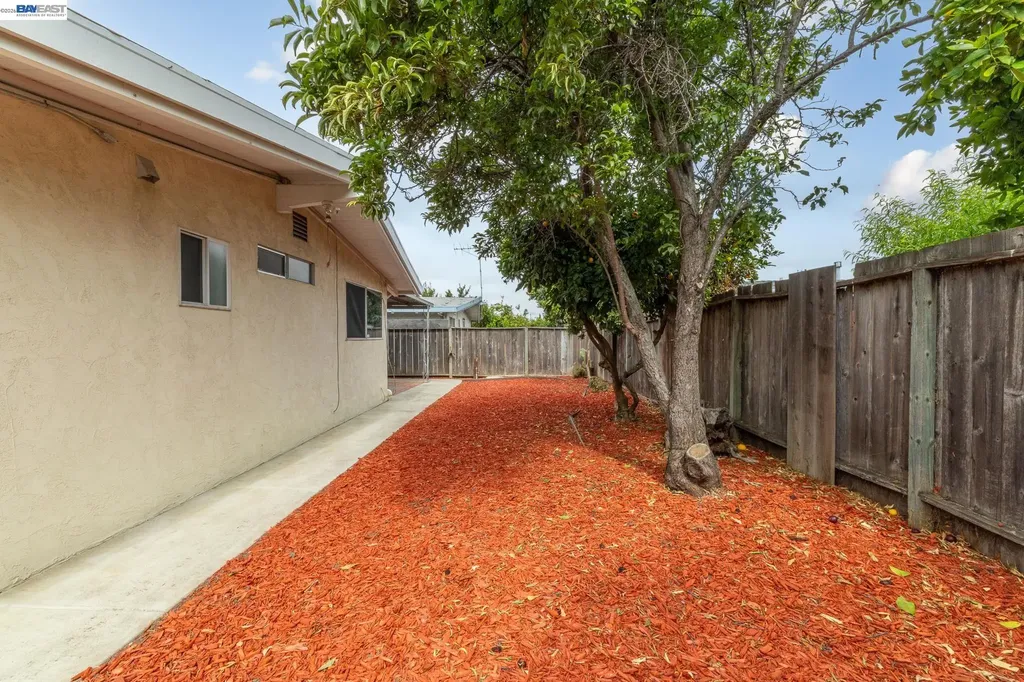 27500 La Porte Avenue Hayward CA 94545