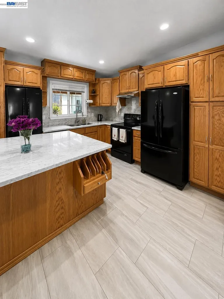 22633 Mossy Rock Drive Hayward CA 94541