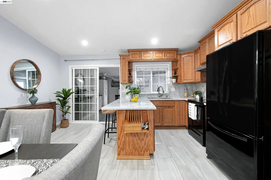 22633 Mossy Rock Drive Hayward CA 94541