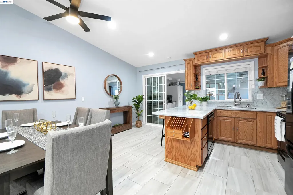 22633 Mossy Rock Drive Hayward CA 94541
