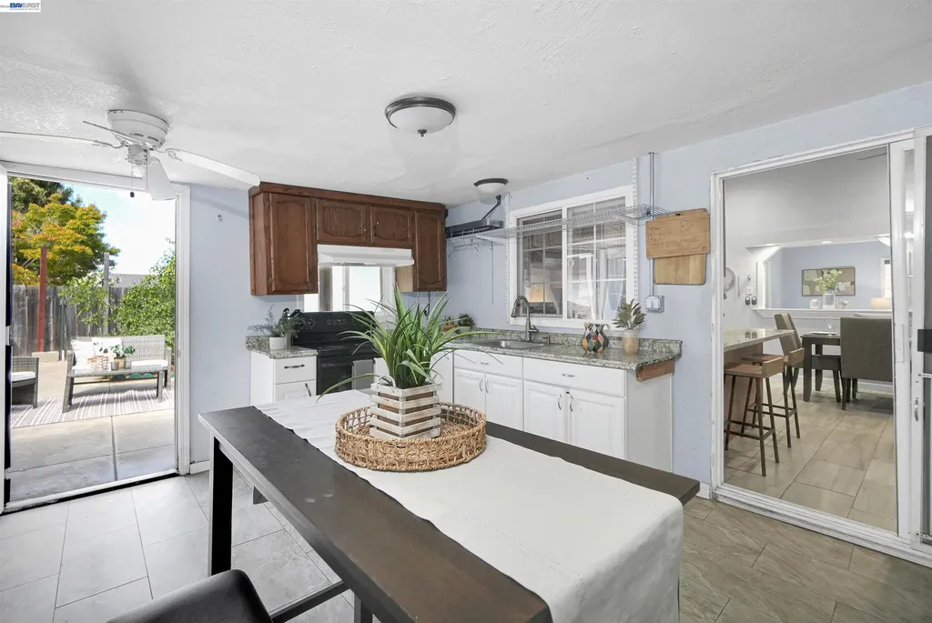 22633 Mossy Rock Drive Hayward CA 94541