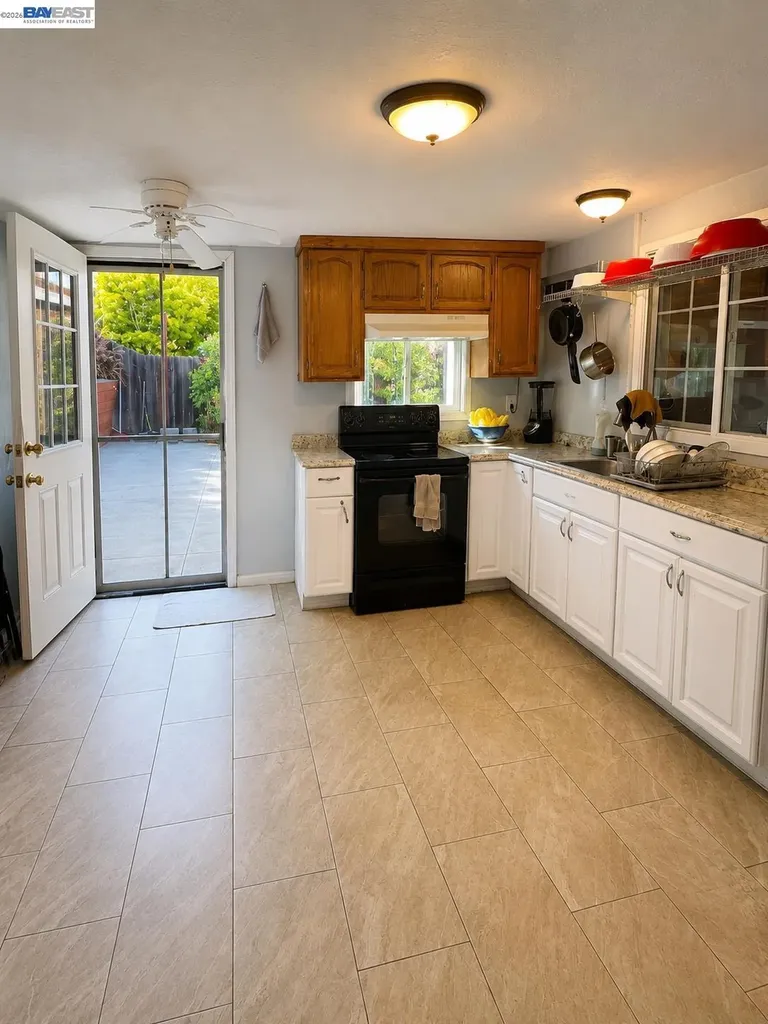 22633 Mossy Rock Drive Hayward CA 94541