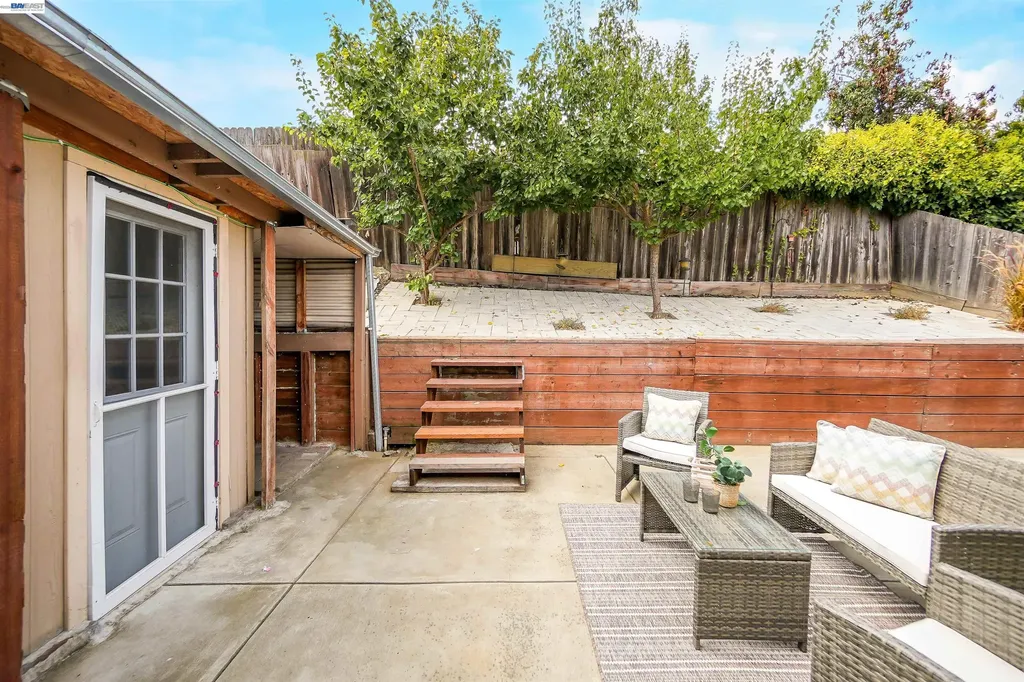 22633 Mossy Rock Drive Hayward CA 94541