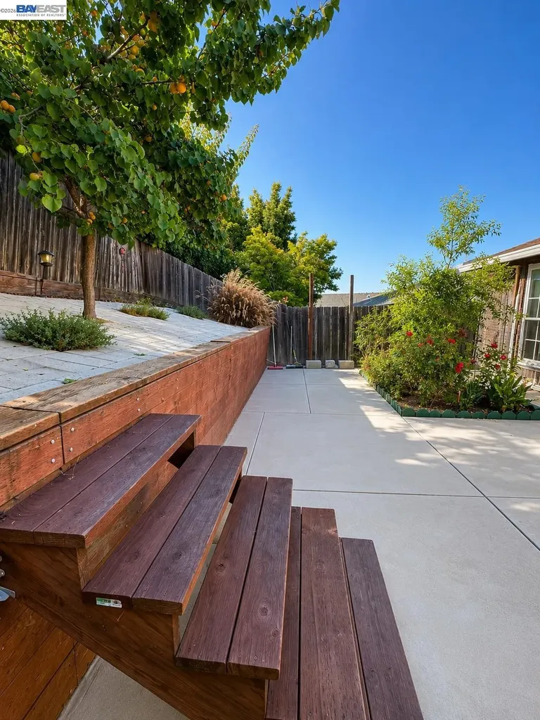 22633 Mossy Rock Drive Hayward CA 94541