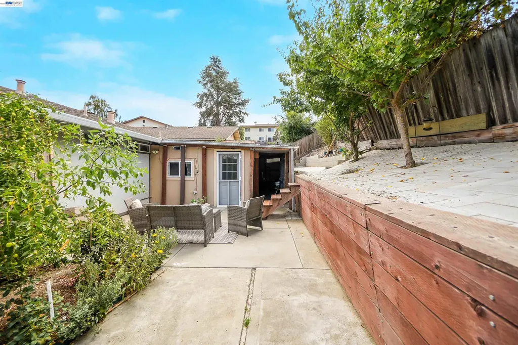 22633 Mossy Rock Drive Hayward CA 94541
