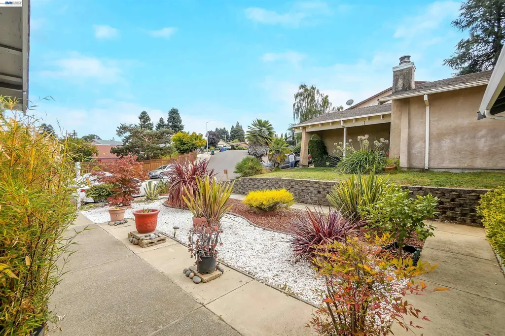 22633 Mossy Rock Drive Hayward CA 94541