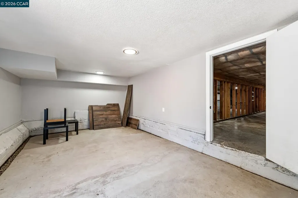 5010 Clinton Avenue Richmond CA 94805