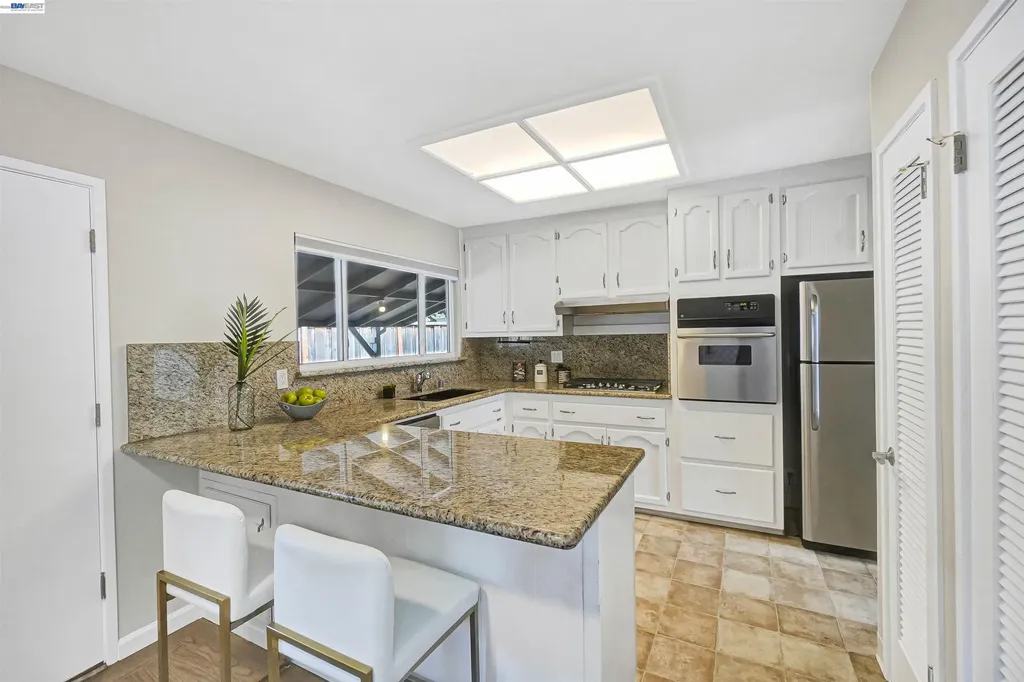 2333 Darwin Street Hayward CA 94545