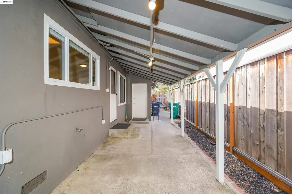 2333 Darwin Street Hayward CA 94545