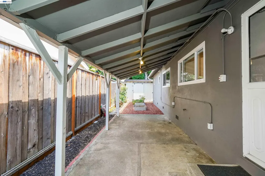 2333 Darwin Street Hayward CA 94545