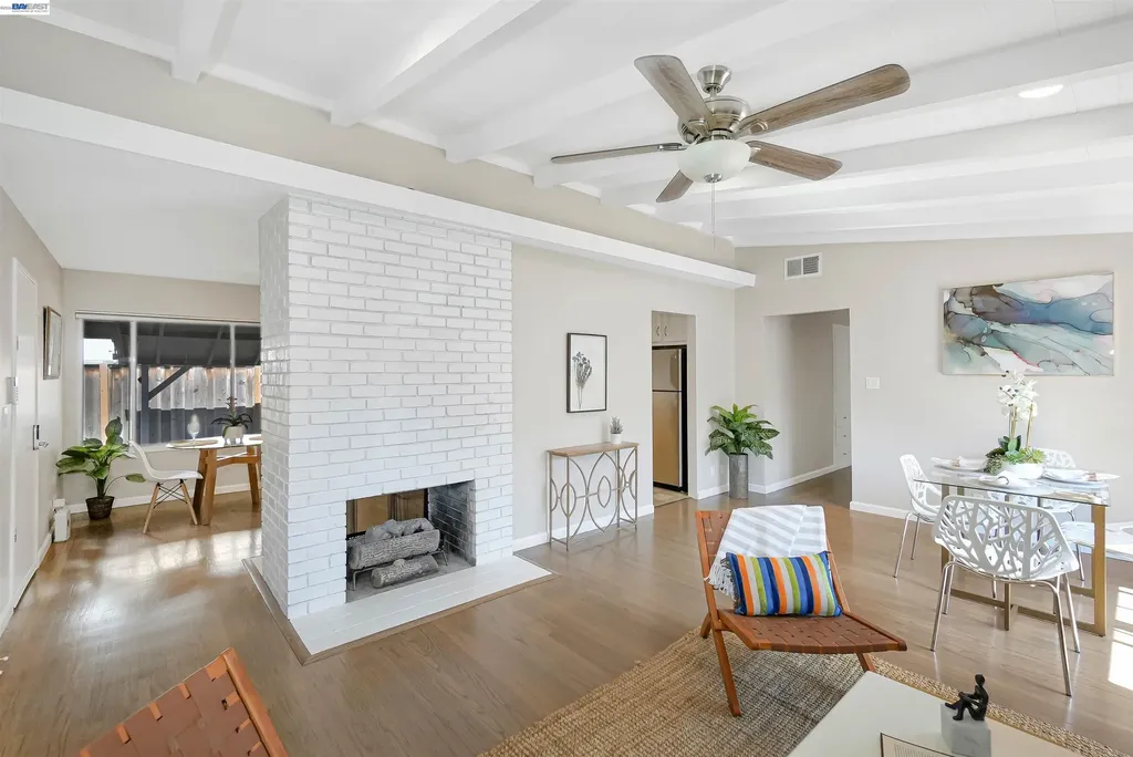 2333 Darwin Street Hayward CA 94545