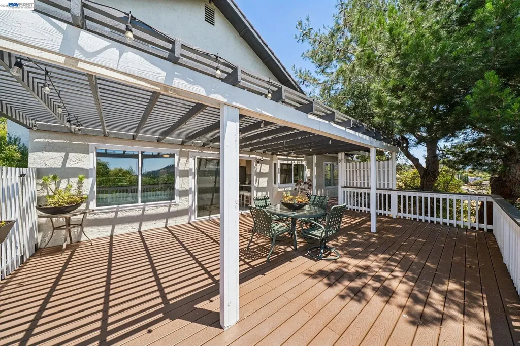 4618 Setting Sun Drive Richmond CA 94803