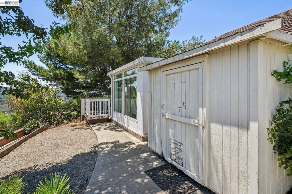 4618 Setting Sun Drive Richmond CA 94803