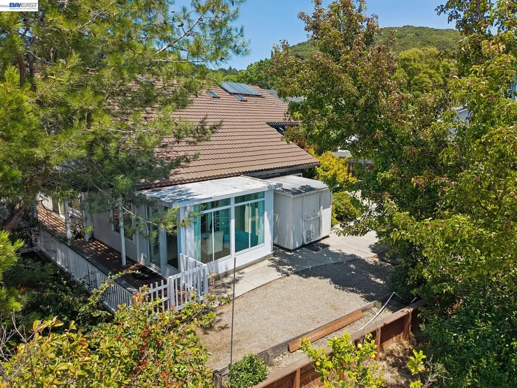 4618 Setting Sun Drive Richmond CA 94803