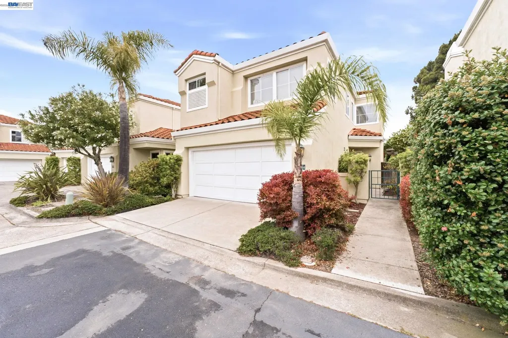 154 Asby Bay Alameda CA 94502