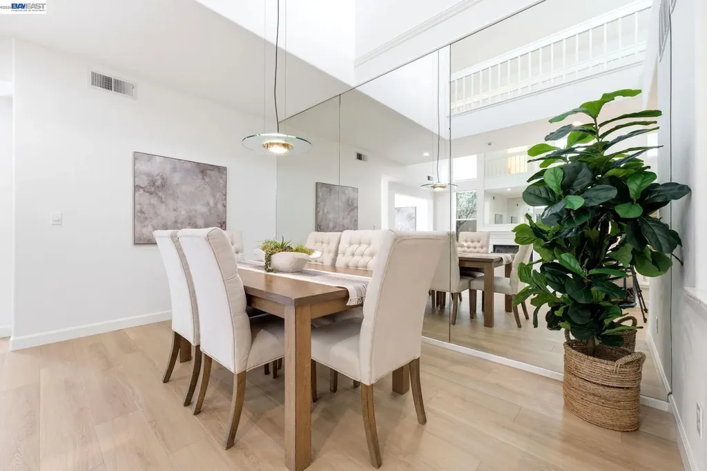 154 Asby Bay Alameda CA 94502