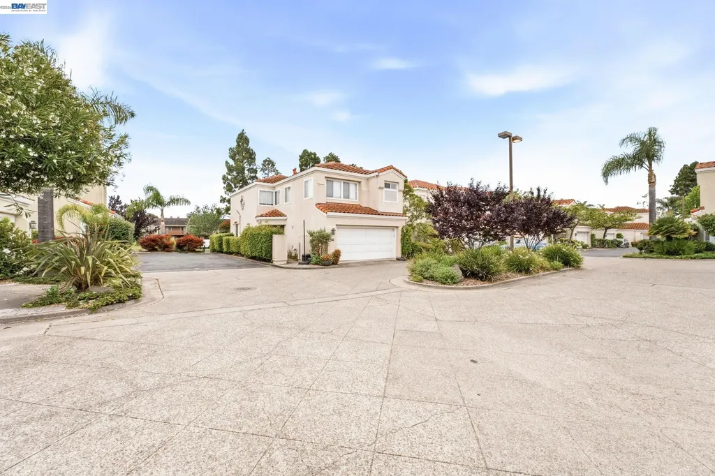 154 Asby Bay Alameda CA 94502