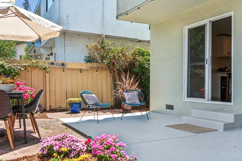 2028 Damuth Oakland CA 94602