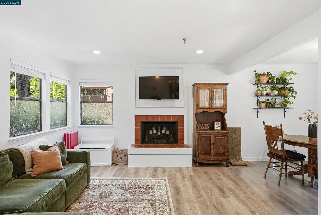 820 Camelback Place Pleasant Hill CA 94523