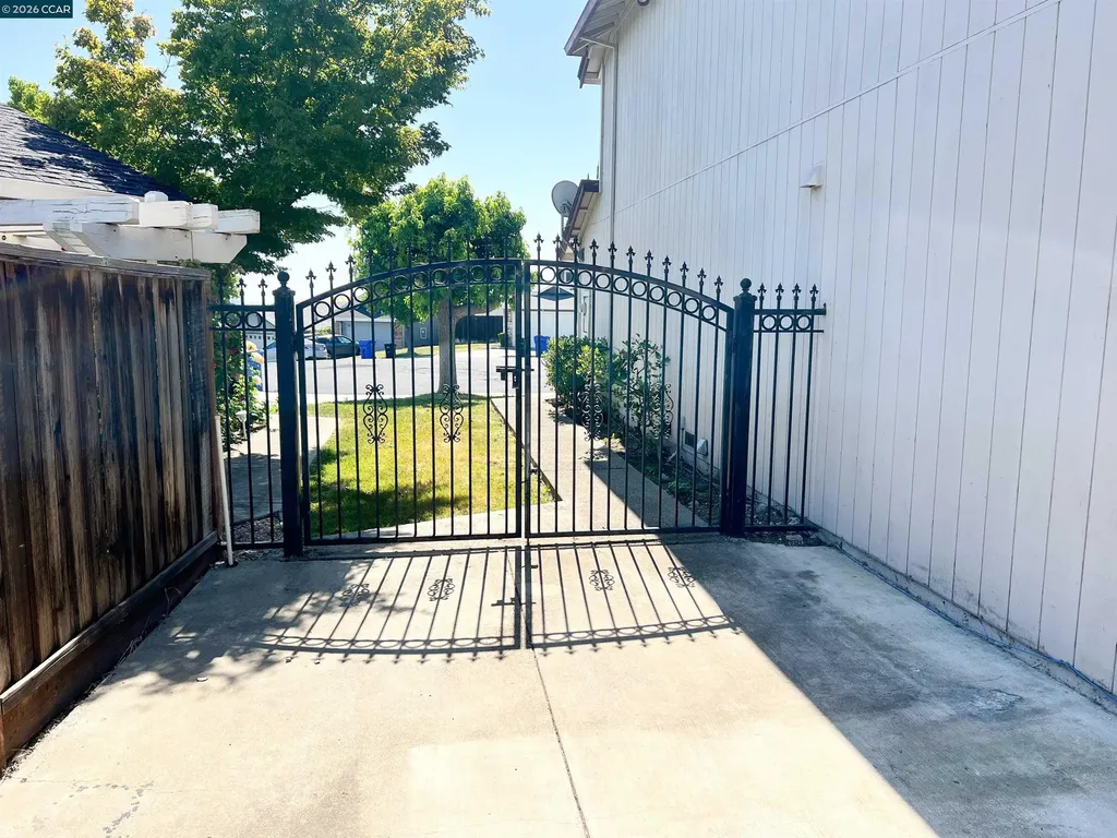 150 Pico Place Bay Point CA 94565