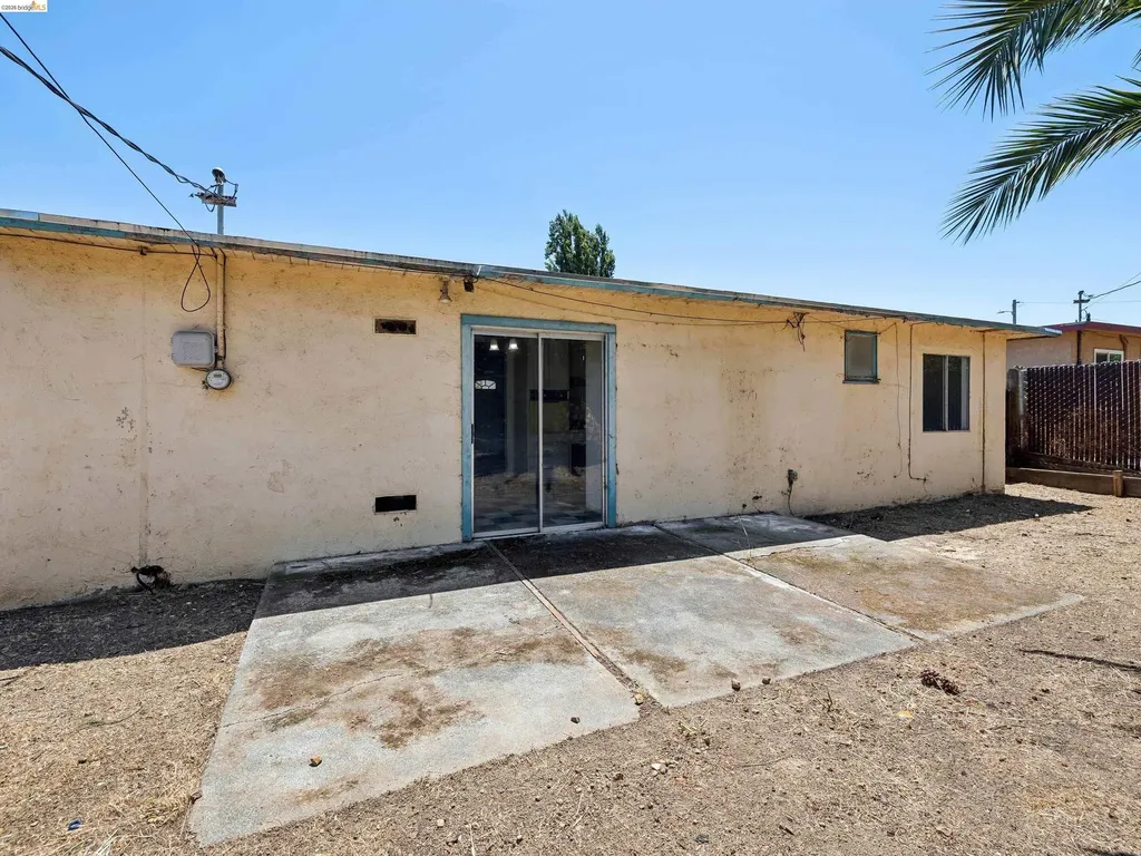 456 La Jolla Street Vallejo CA 94591
