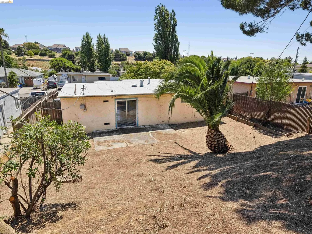 456 La Jolla Street Vallejo CA 94591