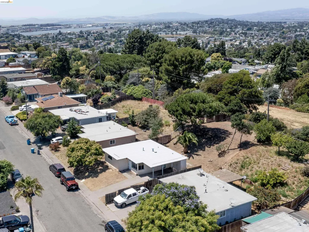 456 La Jolla Street Vallejo CA 94591
