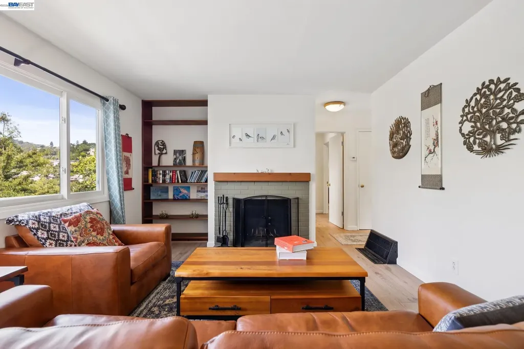 55 Asilomar Circle Oakland CA 94611