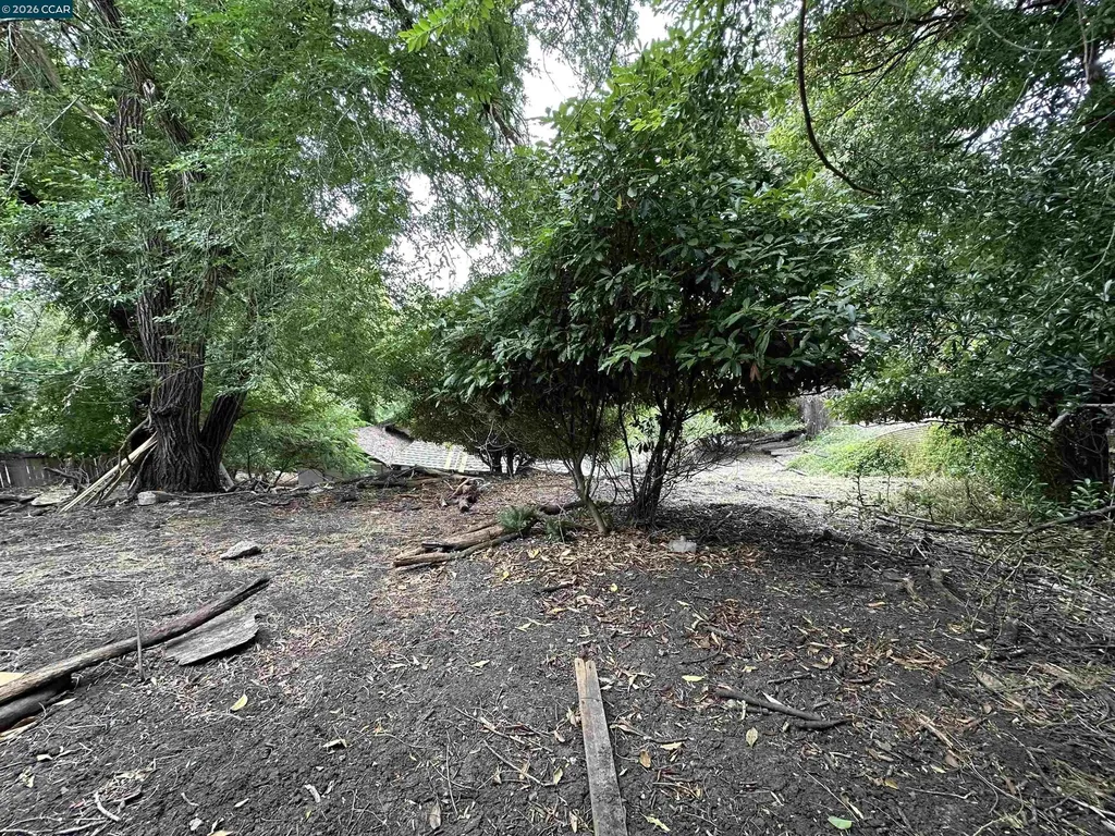 534 La Paloma Road El Sobrante CA 94803