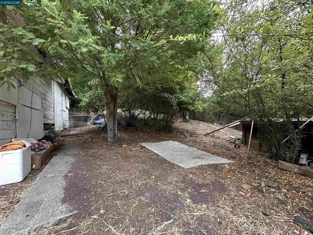534 La Paloma Road El Sobrante CA 94803