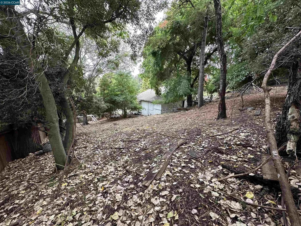 534 La Paloma Road El Sobrante CA 94803