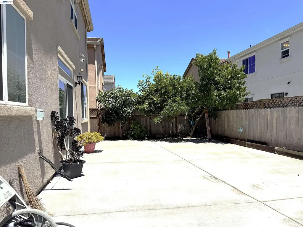 1116 Cunningham Street Vallejo CA 94590