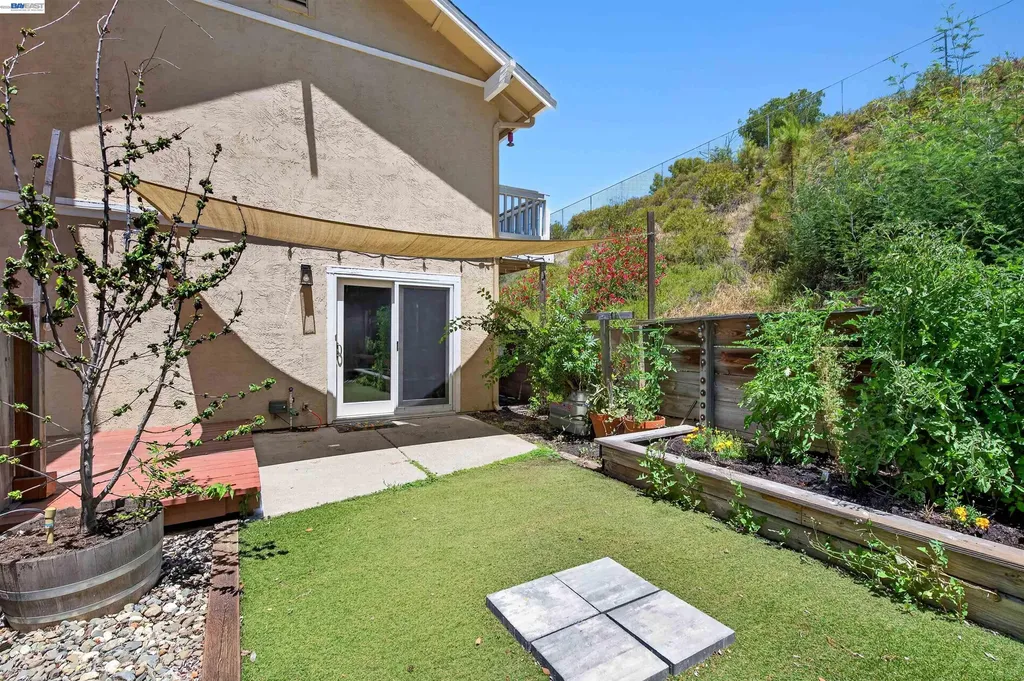 132 Mission Drive Pleasanton CA 94566