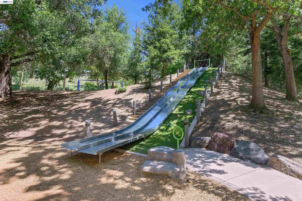 132 Mission Drive Pleasanton CA 94566