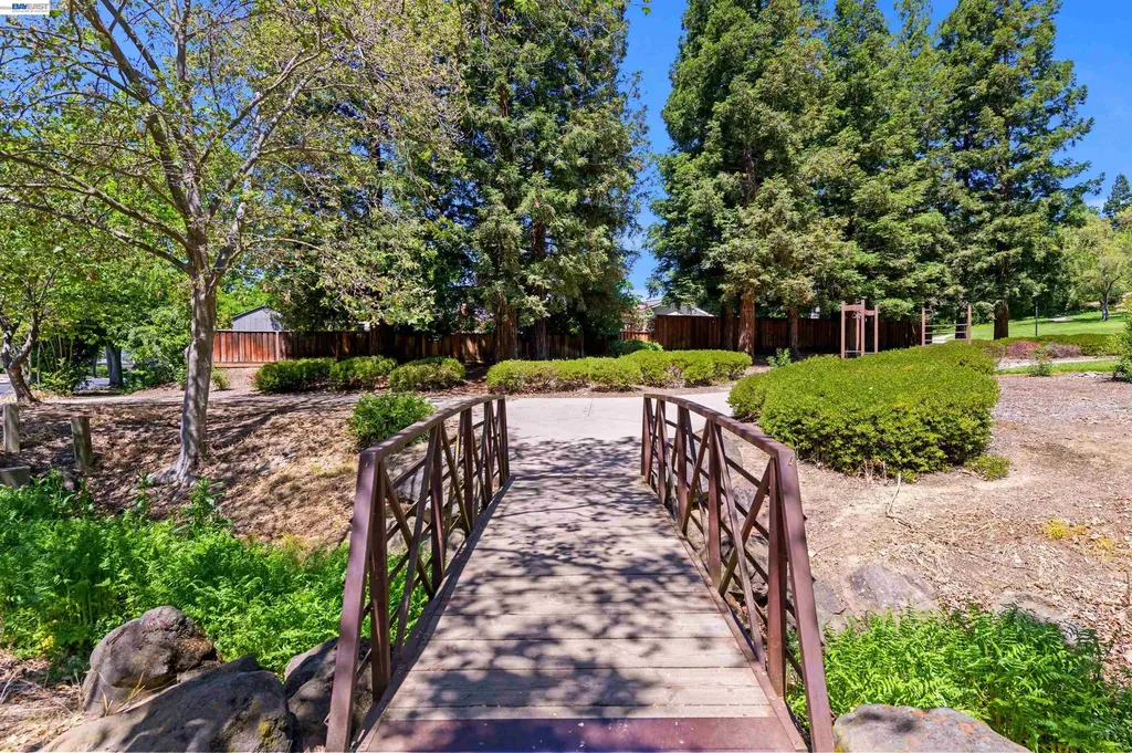 132 Mission Drive Pleasanton CA 94566